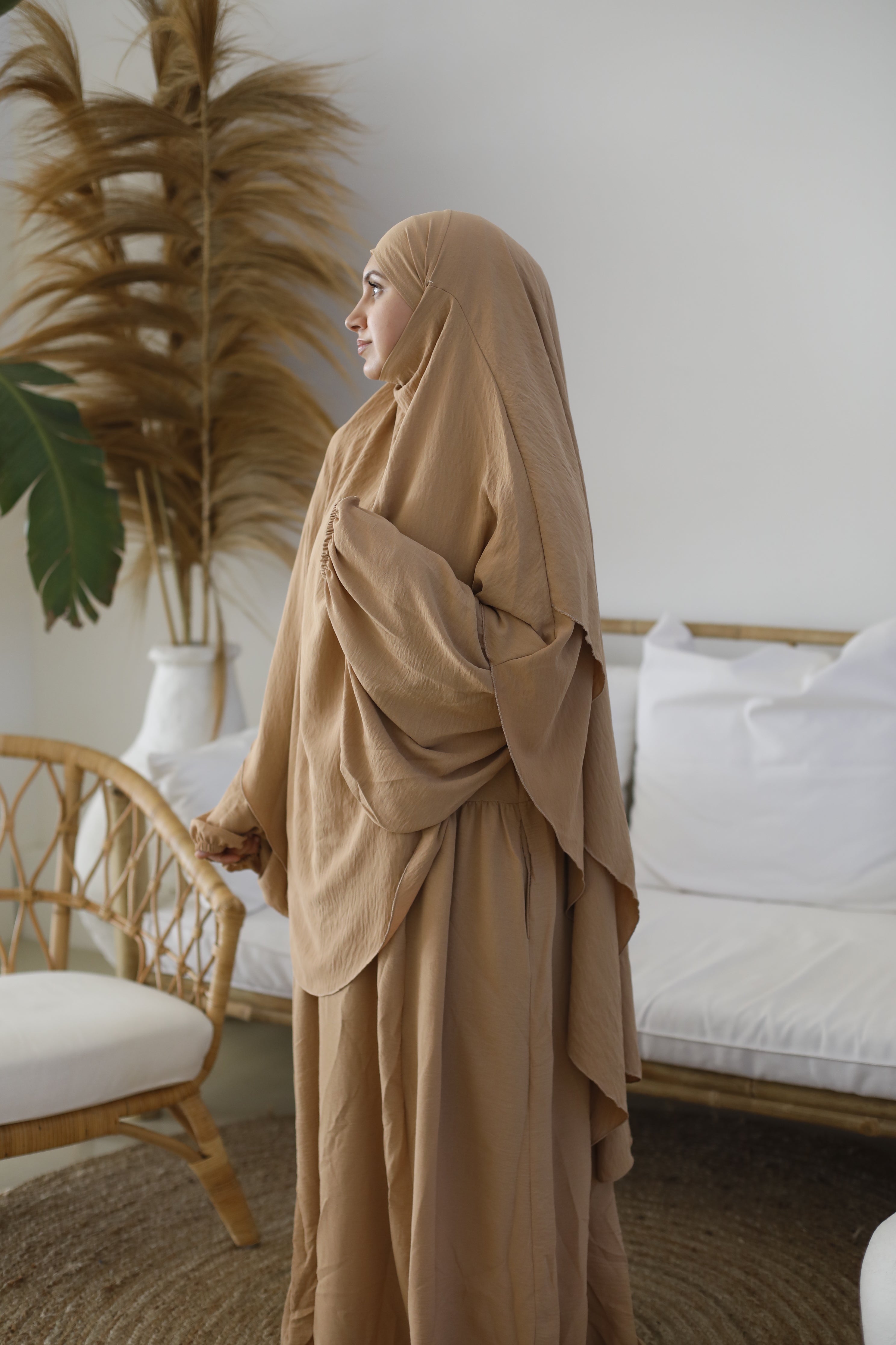 Zweilagiger Khimar Caramell